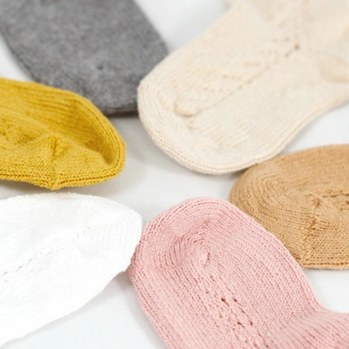 ウォームコットンニーソックスサイドオープンワーク（WARMCOTTONKNEESOCKSWITHSIDEOPENWORK）12ヶ月-18ヶ月